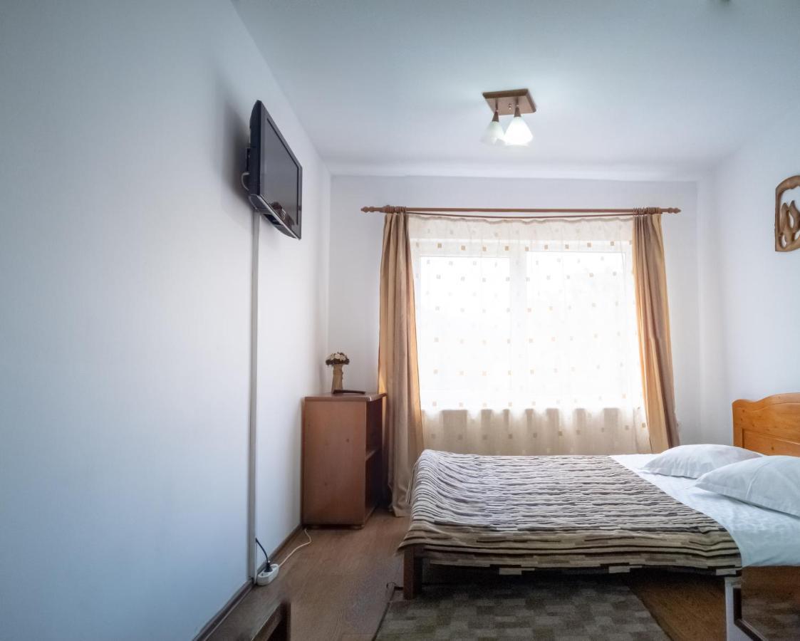 Pensiunea Amada Leresti Exteriér fotografie