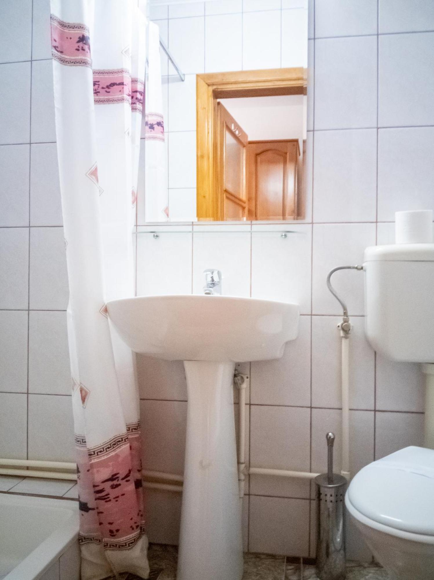 Pensiunea Amada Leresti Exteriér fotografie